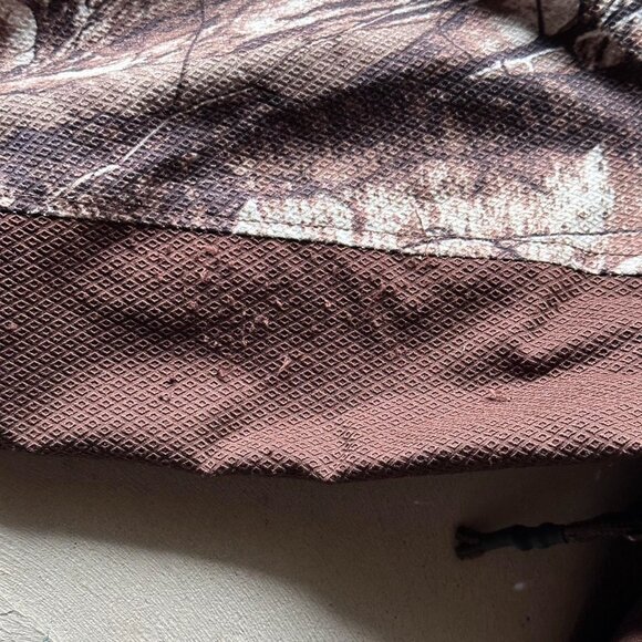 huntshield realtree camo windbreaker jacket - Picture 6 of 6